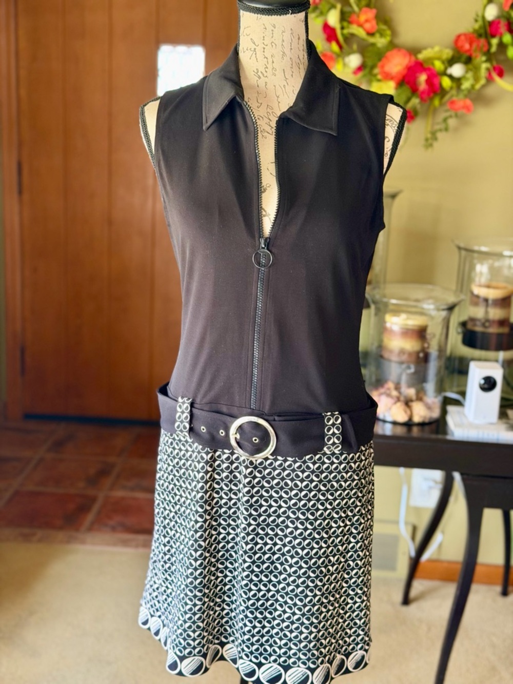 EUC Muse for Boston Proper Black/white Sleeveless drop belted waist dress mod